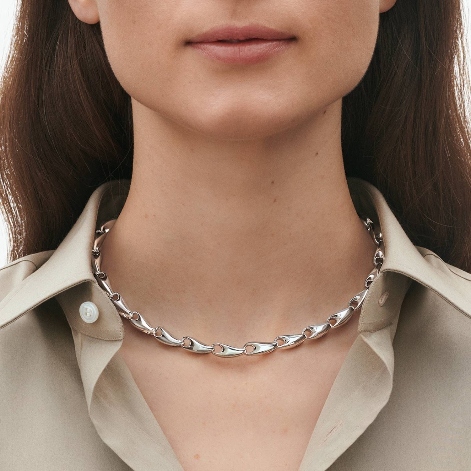 DETAIL243710